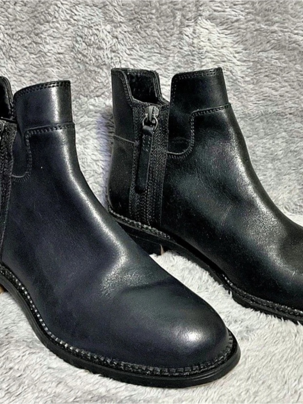 New Franco Sarto Halford leather moto-inspired booties in women’s size 5.5M